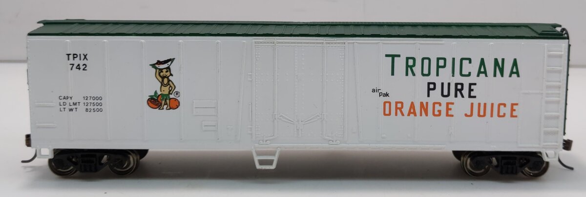 Bachmann 17947 HO Tropicana TPIX 50' Steel Mechanical Reefer #742
