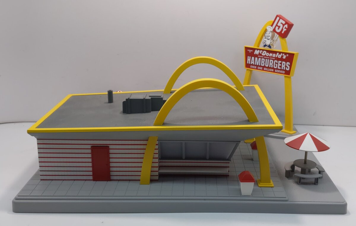 MTH 30-9034 O McDonald's Original Restaurant Building MT/Box