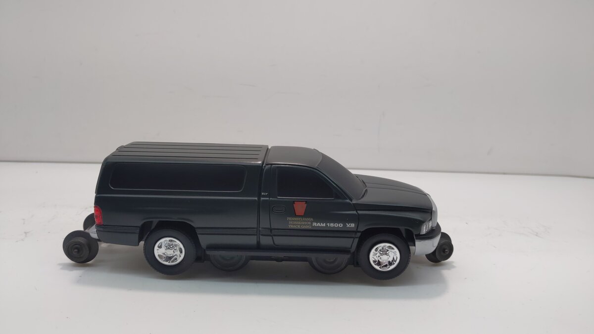 Lionel 6-18438 O Gauge Pennsylvania Dodge Ram Track Inspection Car LN/Box