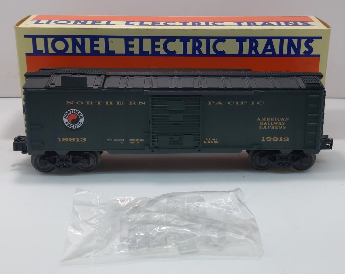 Lionel 6-19813 O Gauge Northern Pacific Operating Ice Car w/Ice Blocks NIB