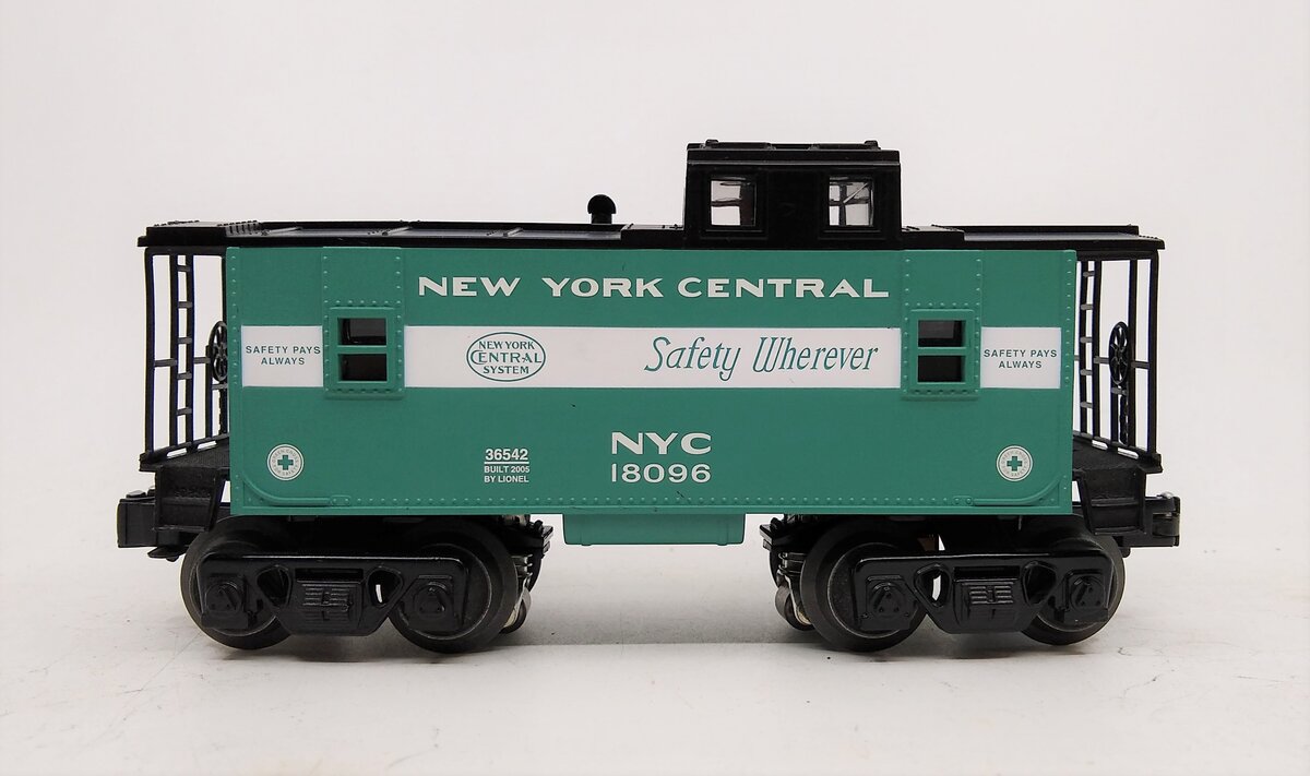 Lionel 6-17636 O Gauge New York Central Die-Cast Safety Caboose #18096 LN/Box
