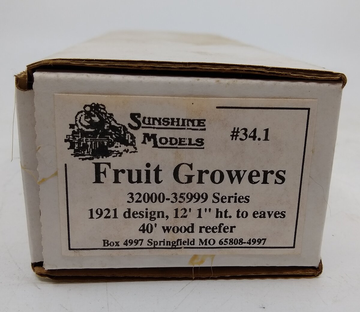 Sunshine Models 34.1 HO Scale Fruit Growers 40' Wood Reefer Kit