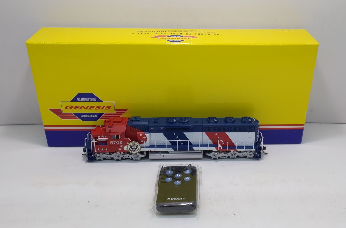 Athearn G67189 HO Scale Santa Fe-Bicentennial SD45-2 Diesel Locomotive #5702 LN/Box