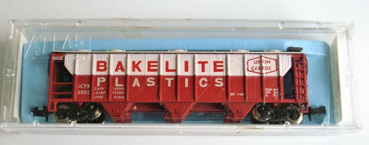 Atlas 2312 N Scale Union Carbide Bakelite Plastics Hopper # 3002 LN/Box