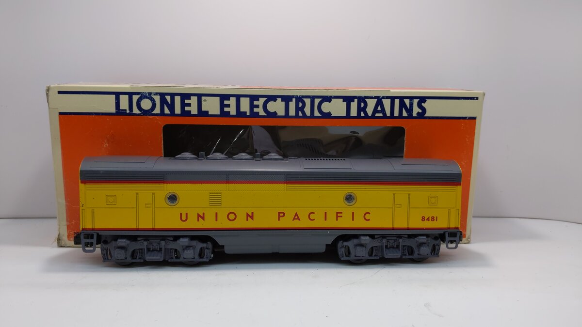 Lionel 6-8481 O Gauge Union Pacific F3 B-Unit Non-Powered Diesel Locomotive EX/Box