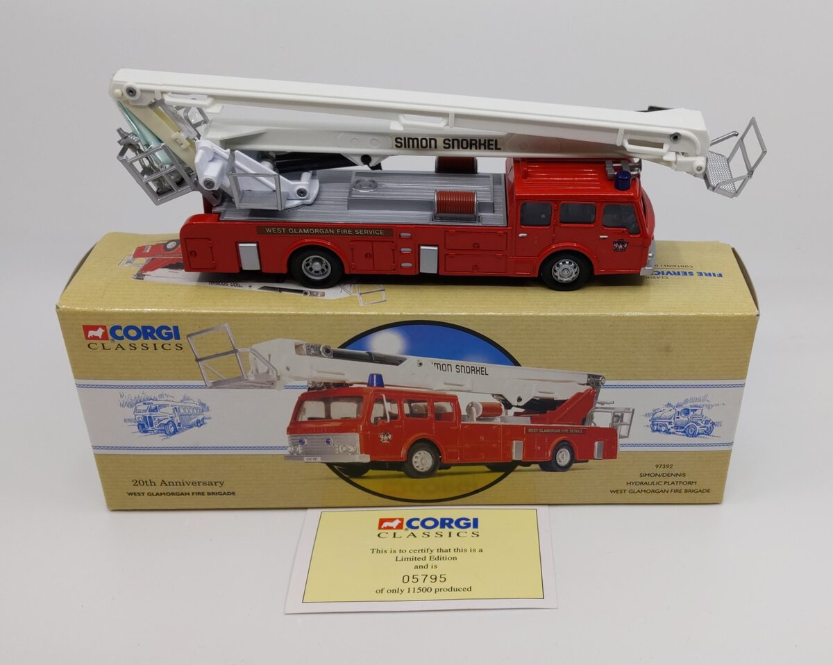 Corgi 97392 Simon/Dennis Hydraulic Platform West Glamorgan Fire Rescue MT/Box
