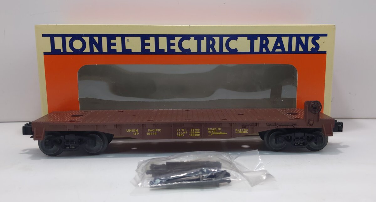 Lionel 6-19414 O Gauge Union Pacific Flatcar with Stakes
