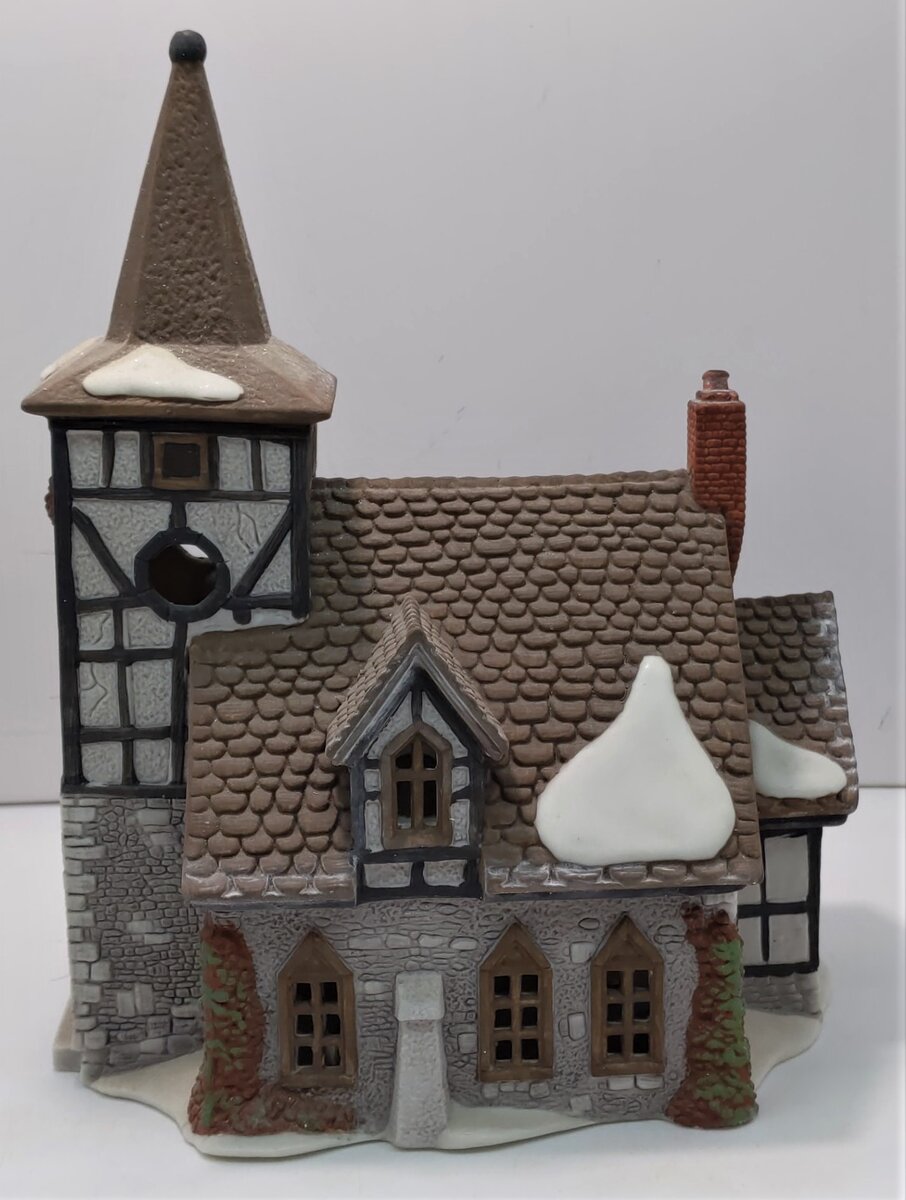 Dept 56 5562-0 Dickens Village Old Michaelchurch Building LN/Box
