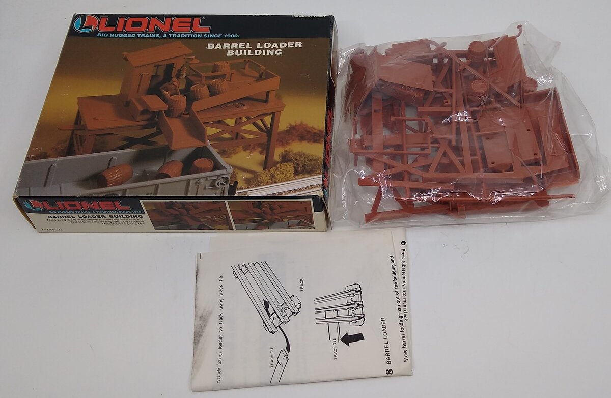 Lionel 6-12706 O Gauge Barrel Loader Building Kit NIB