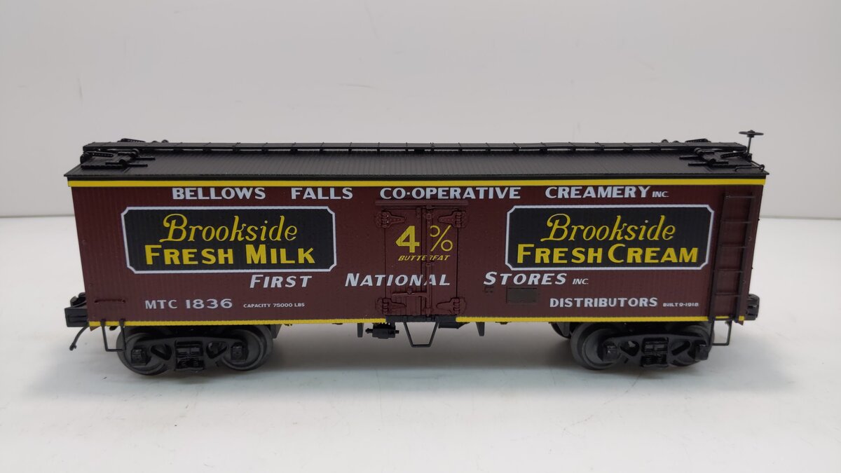 MTH 20-94412 O Gauge Brookside Fresh Milk 36' Woodsided Reefer Car #1834