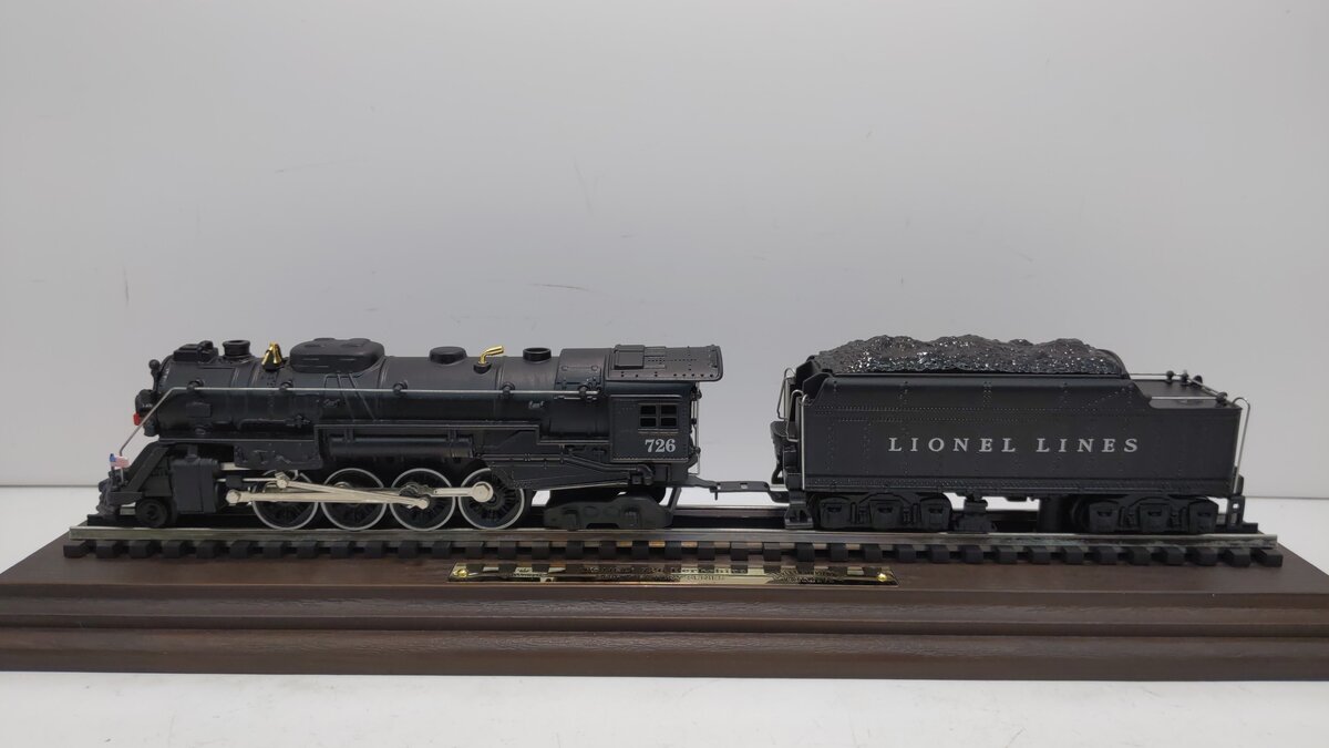 Hallmark 726 Lionel Berkshire Steam Locomotive and Tender with Display Case LN/Box