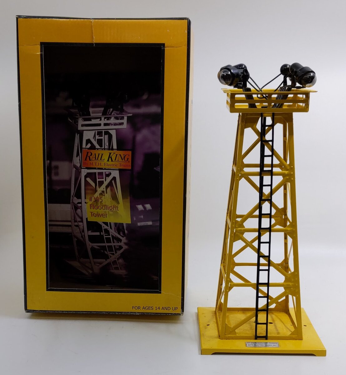 MTH 30-9025 O Gauge Yellow Floodlight Tower #395