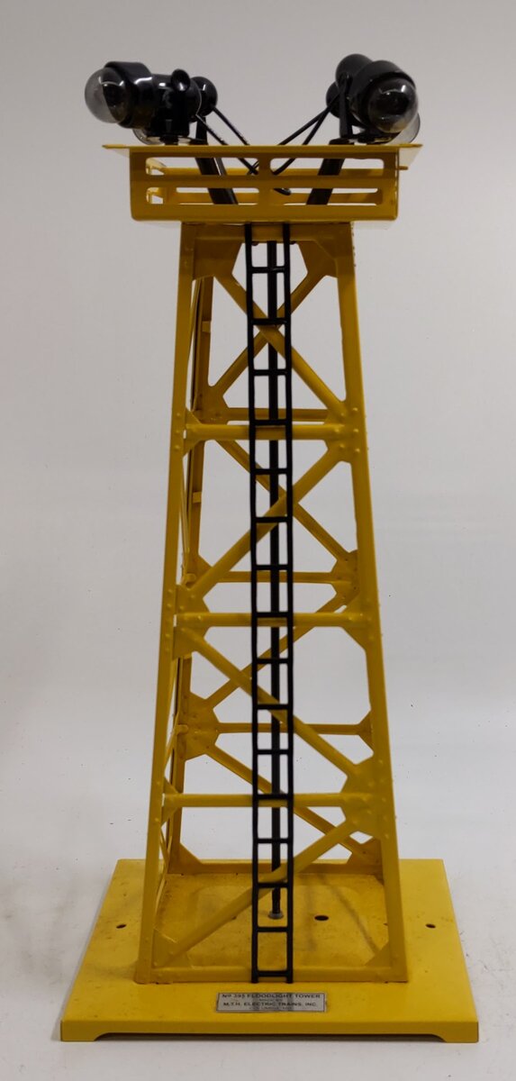 MTH 30-9025 O Gauge Yellow Floodlight Tower #395 LN/Box