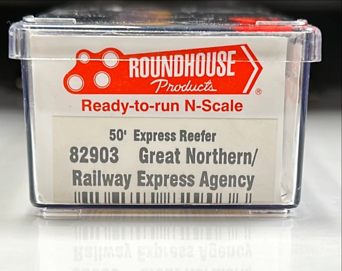 Roundhouse 82903 N Great Northern/REA 50' Express Reefer #1913 LN/Box