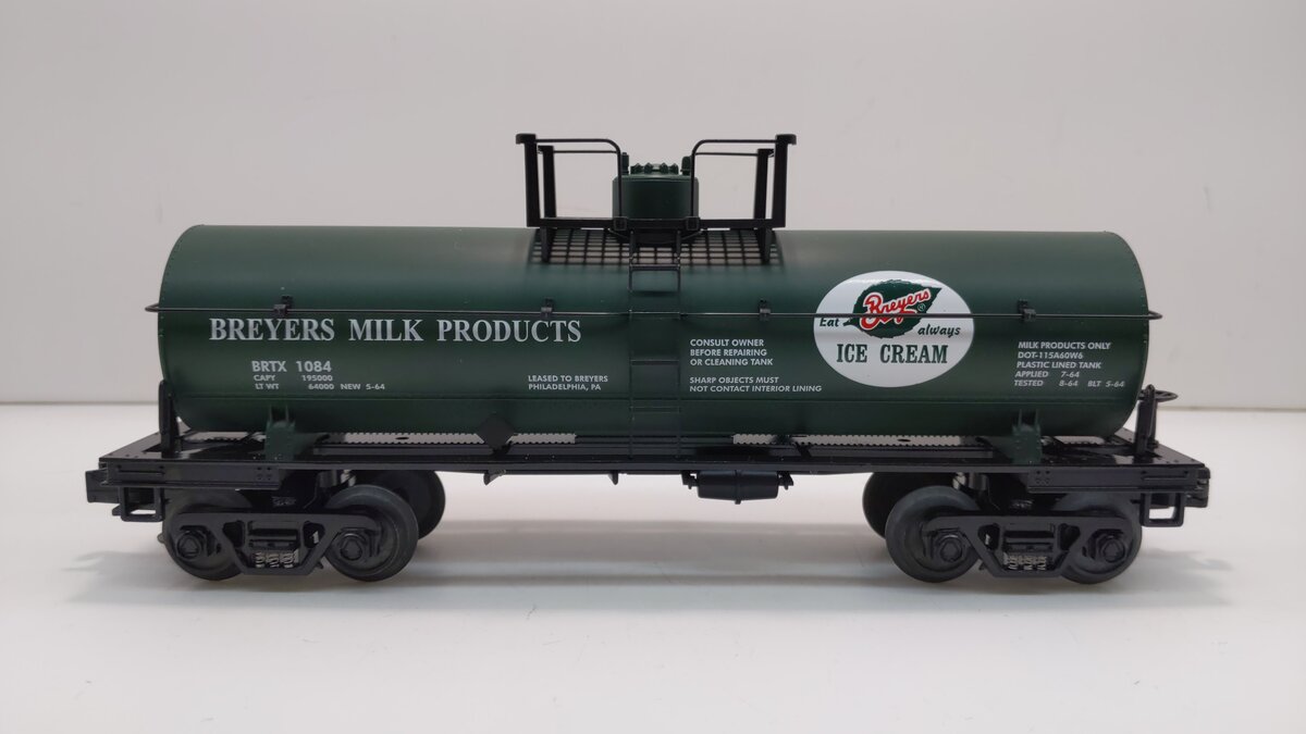 MTH 30-7330 O Gauge Breyers Milk Single Dome Tank Car #1084 NIB