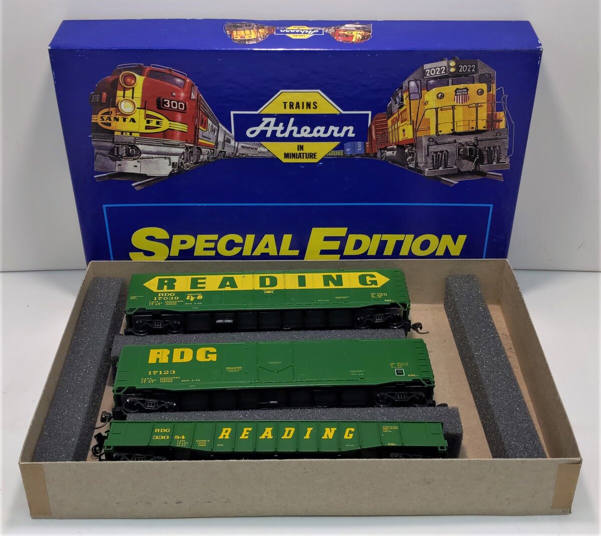Athearn 2307 HO Scale Reading Company 50' Box Car & Gondola Kit (Set of 3)