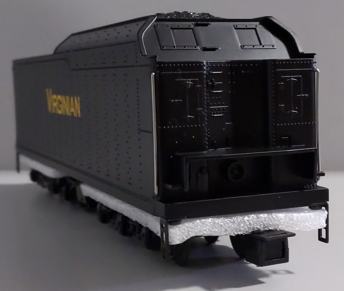 Lionel 6-28028 O Virginian 2-6-6-6 Allegheny Steam Locomotive & Tender #900 MT/Box