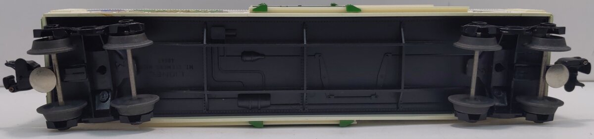 Lionel 6-9662 O Gauge Donald Duck Hi-Cube Boxcar NIB