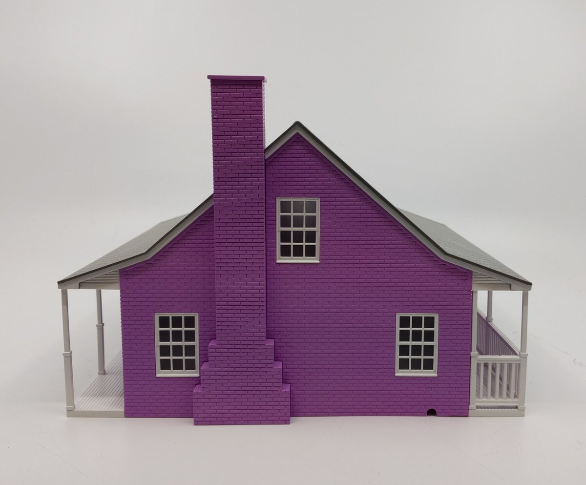 Lionel 6-82009 Suburban House (Purple) w/Interior Lights - Plug-N-Play LN/Box