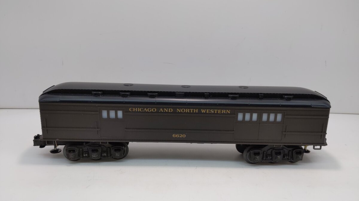 Lionel 6-16050 O Gauge Chicago & Northwestern Baggage Car #6620 EX/Box