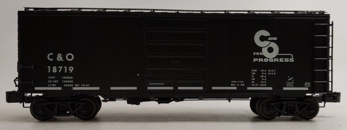 Lionel 6-27241 O Gauge Chesapeake and Ohio PS-1 Boxcar #18719 LN/Box