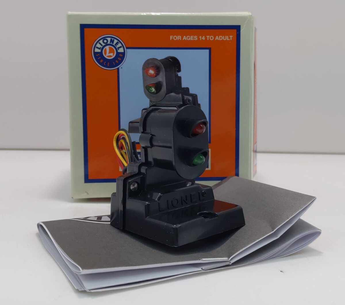 Lionel 6-12883 O and 027 Scale # 148 Operating Dwarf Signal