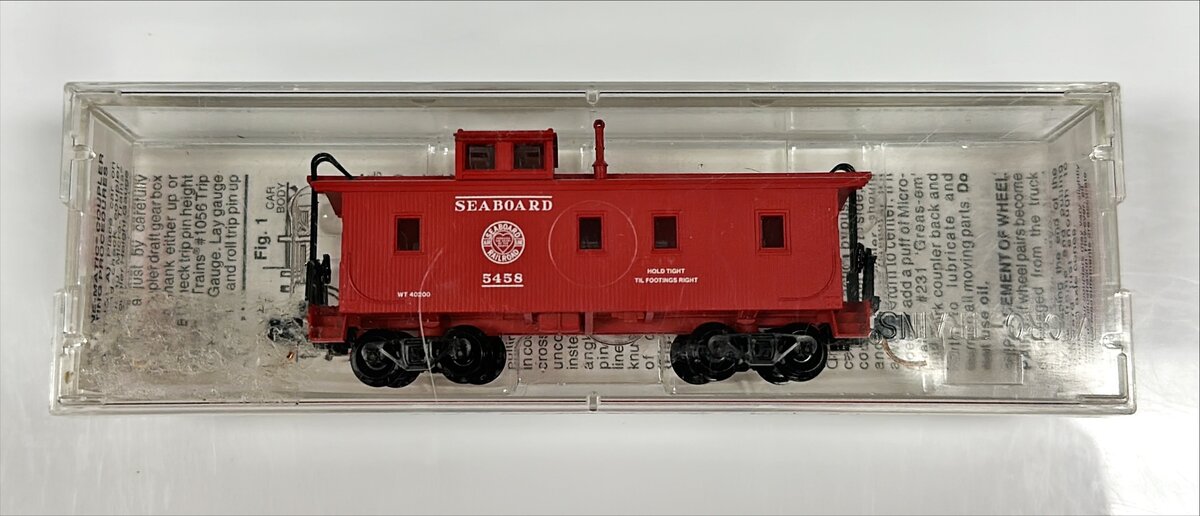Micro-Trains 05100020 N Seaboard Air Line 34' Wood Sheathed Caboose #5458 NIB