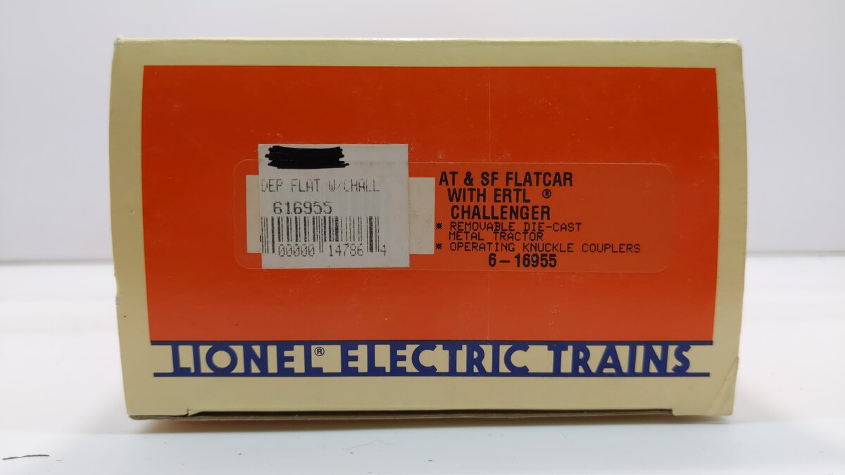 Lionel 6-16955 O Gauge Santa Fe Flatcar with Ertl Challenger LN/Box