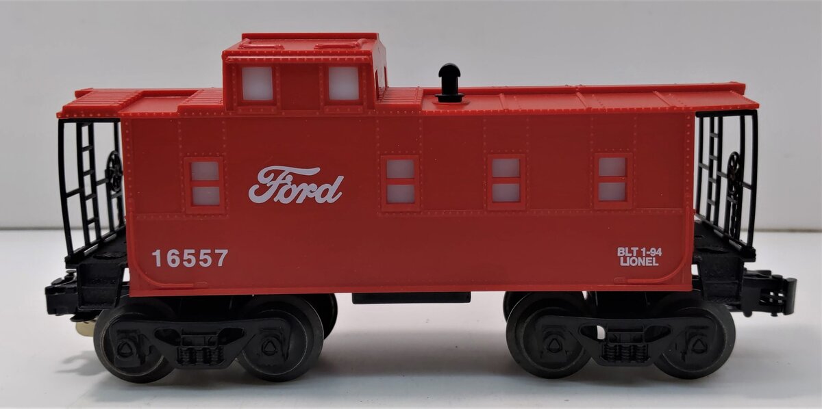 Lionel 6-16557 O Gauge Ford Square Window Caboose LN