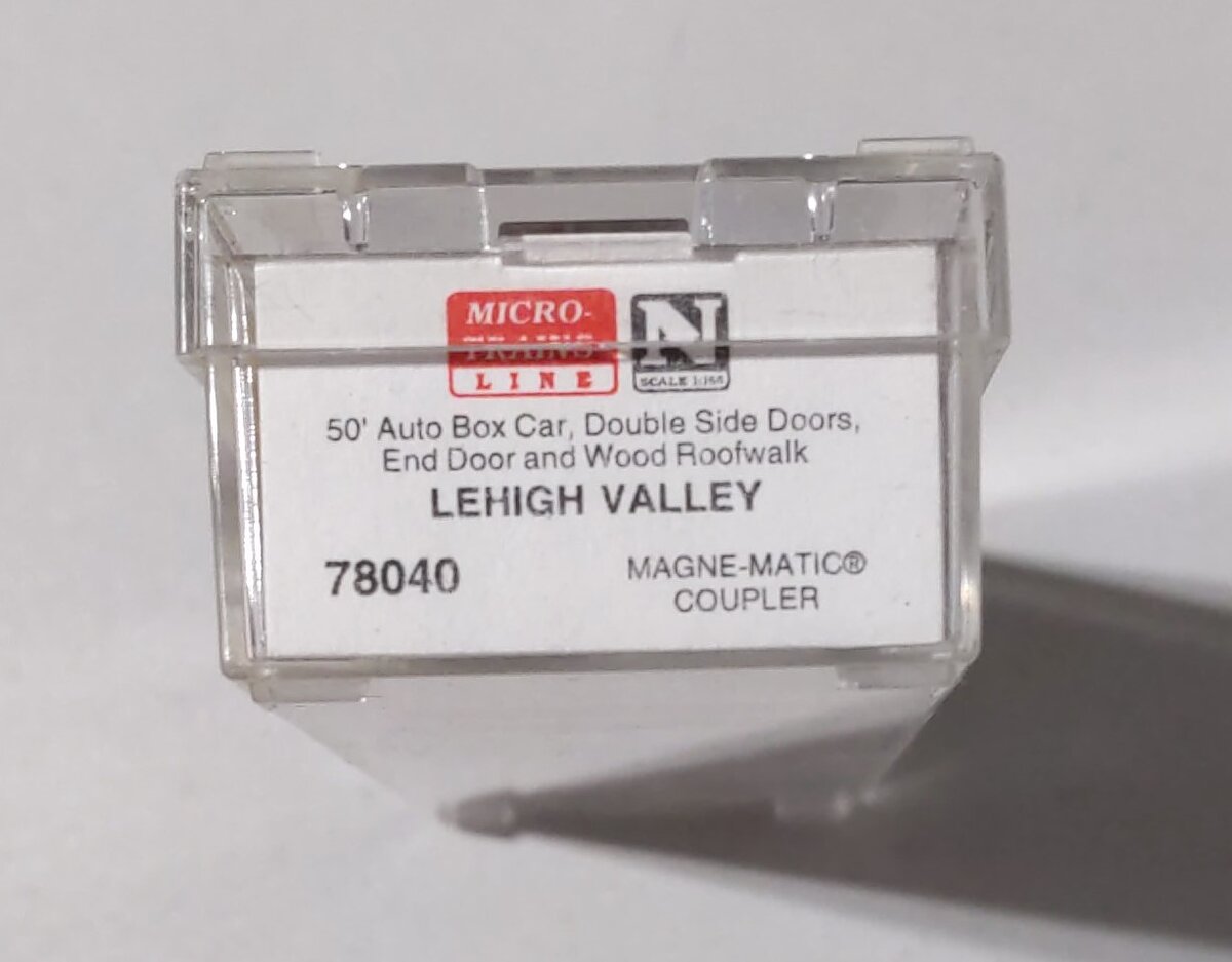 Micro-Trains 07800040 N Lehigh Valley 50' Steel Double Door Auto Boxcar #8505