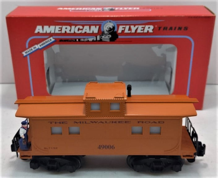 American Flyer 6-49006 S Gauge Milwaukee Road Caboose 49006 w/Operating Brakeman LN/Box