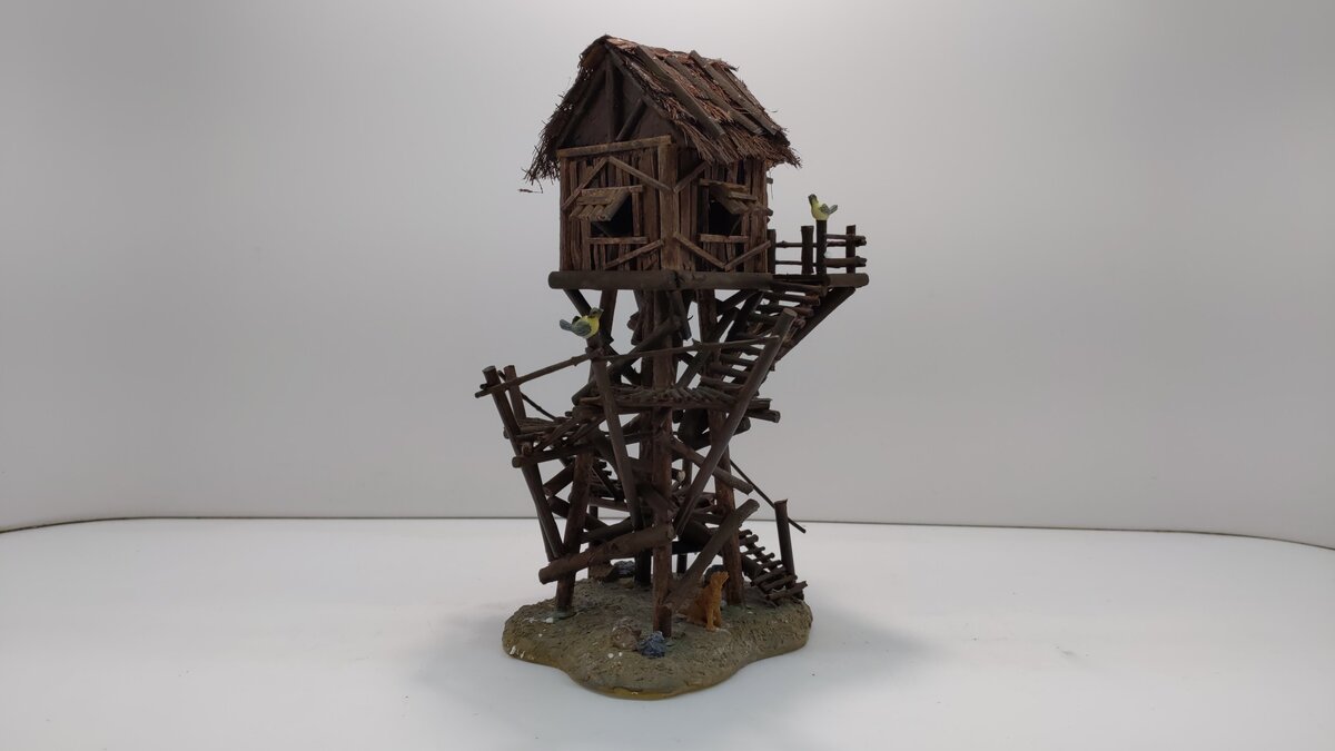 K-Line K-43023 Pinewood Perch Ceramic Treehouse LN/Box