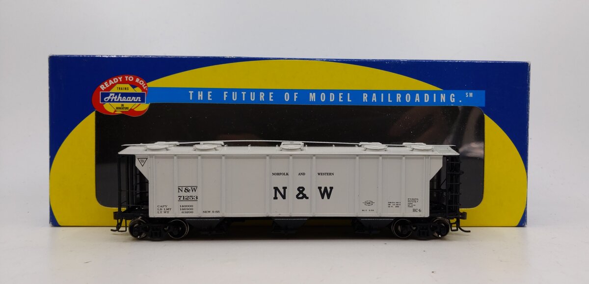 Athearn 93718 HO Scale Norfolk & Western Covered Hopper Car #71253 LN/Box