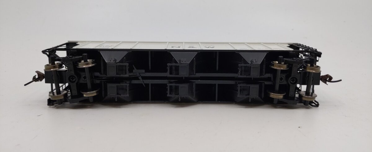 Athearn 93718 HO Scale Norfolk & Western Covered Hopper Car #71253 LN/Box