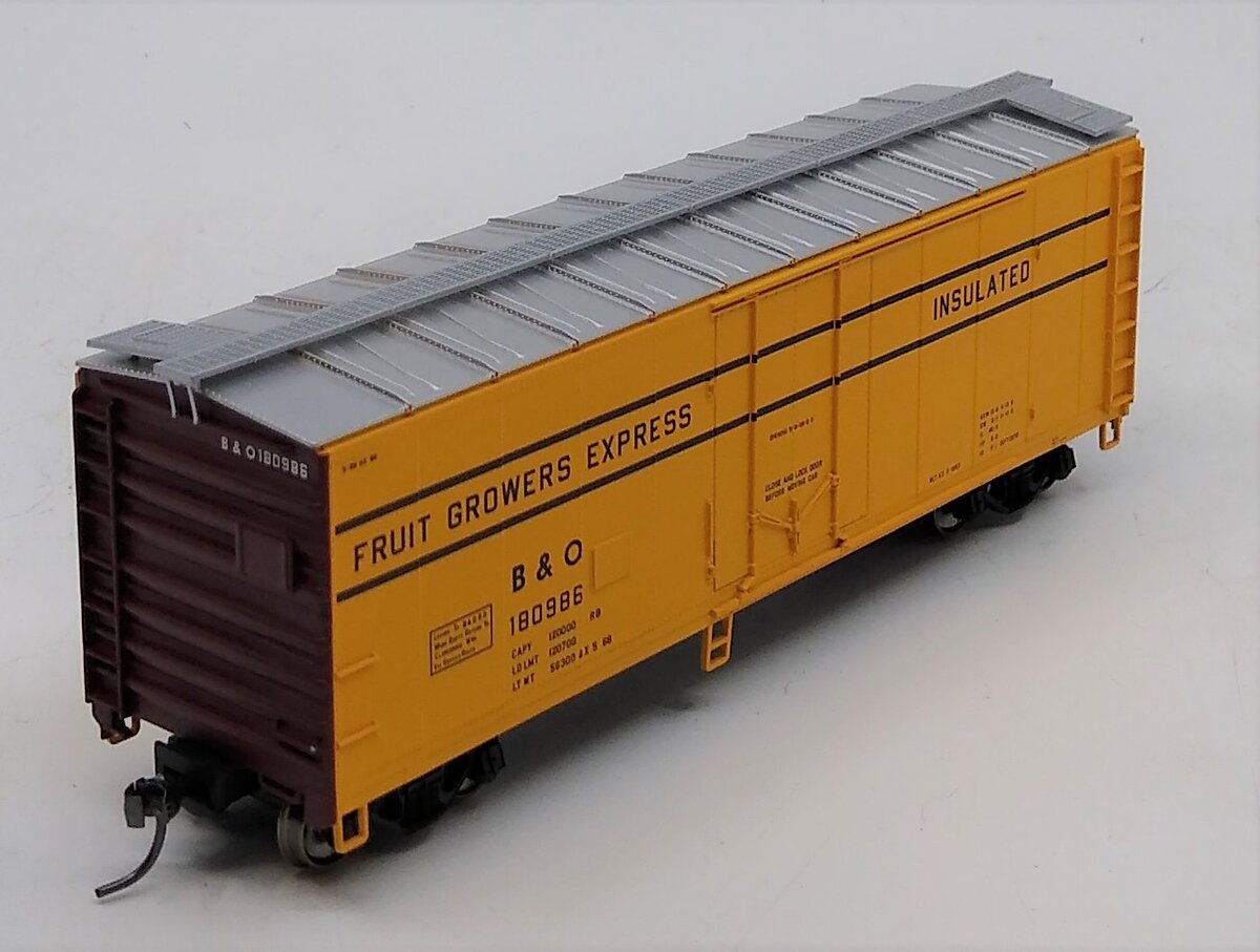Atlas 20001620 HO Scale B&O Fruit Growers Express 40' Plug Door Box Car #180986
