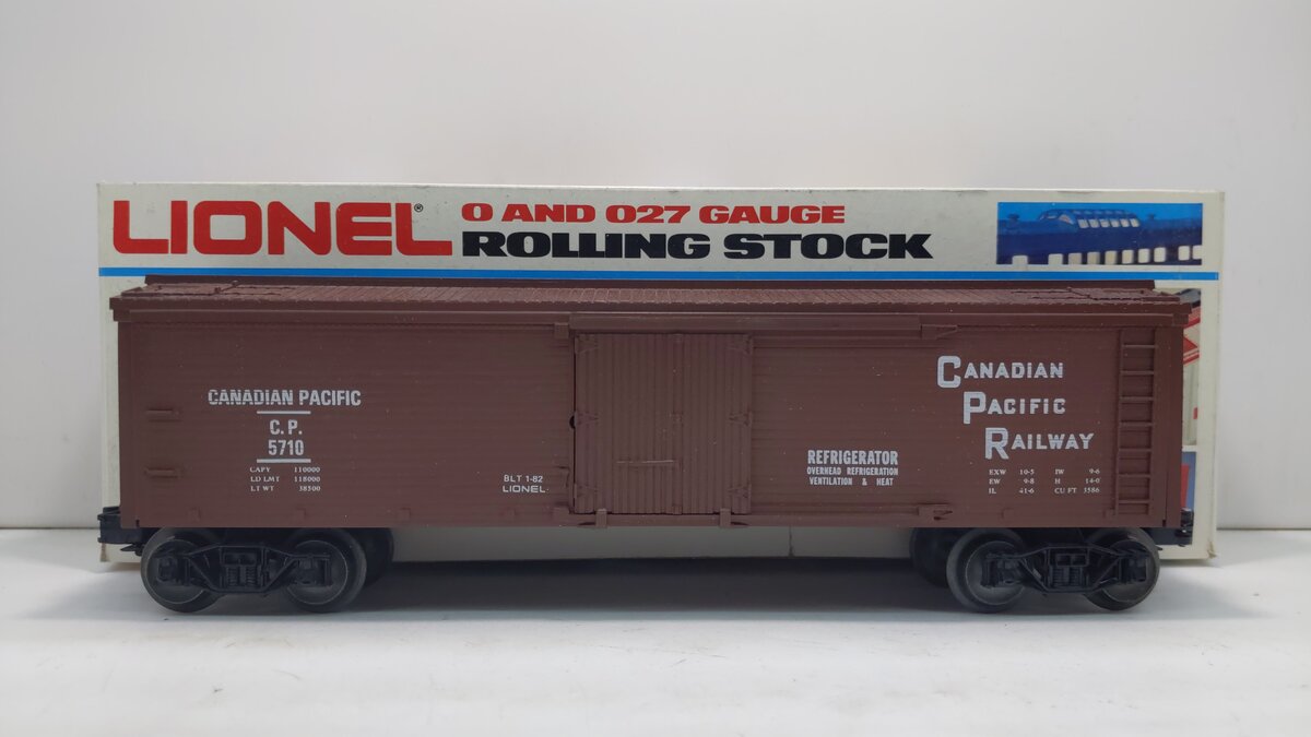 Lionel 6-5710 O Gauge Canadian Pacific Reefer #5710 NIB