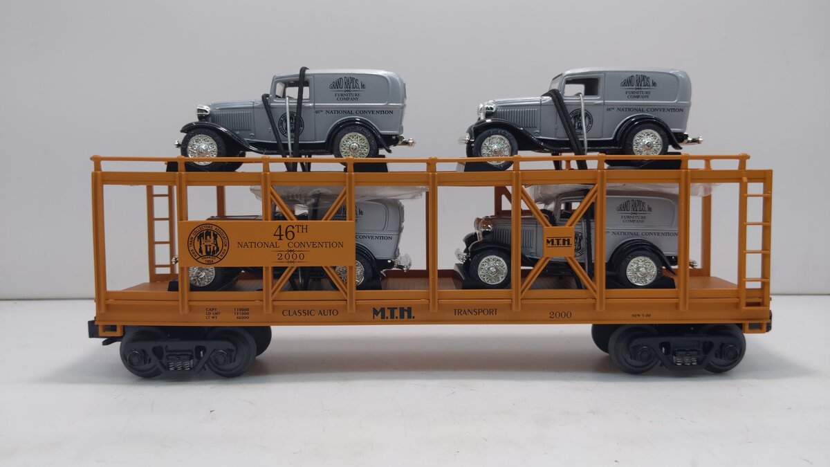 MTH 30-7667 O Gauge TCA 2000 Auto Carrier w/ 4 Vans NIB