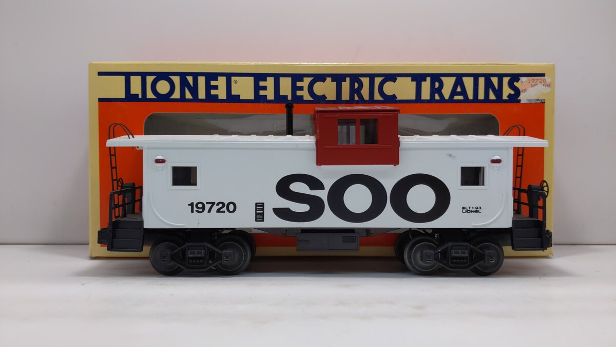 Lionel 6-19720 O Gauge Soo Line Extended Vision Caboose LN/Box