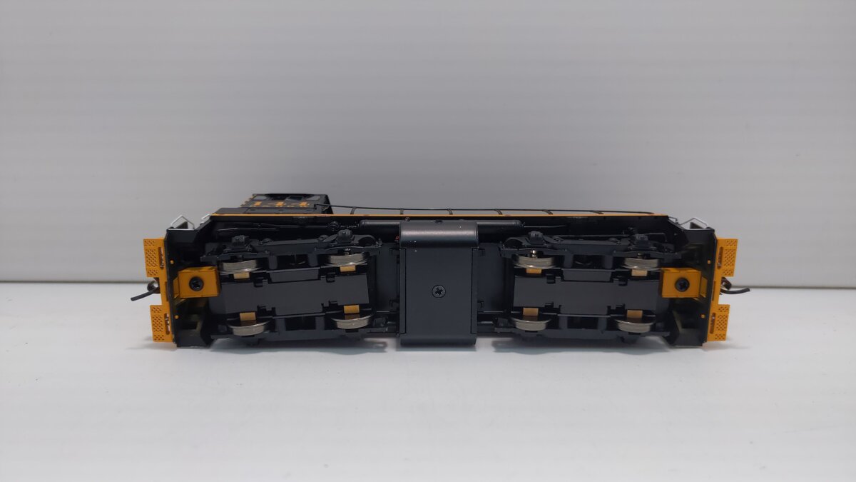 Athearn 95813 HO Denver & Rio Grande Western SW1000 Diesel Locomotive #144 MT/Box