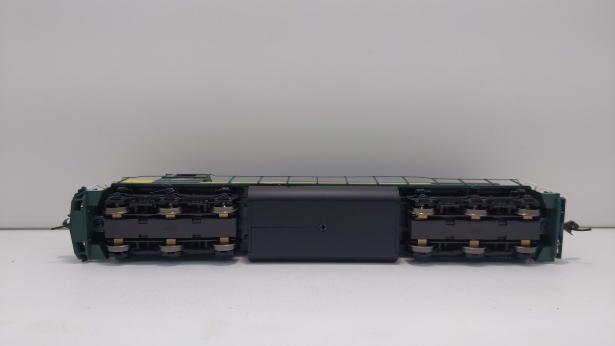 Athearn 95392 HO Chicago & North Western/Zito RTR SD45 Diesel Locomotive #6500