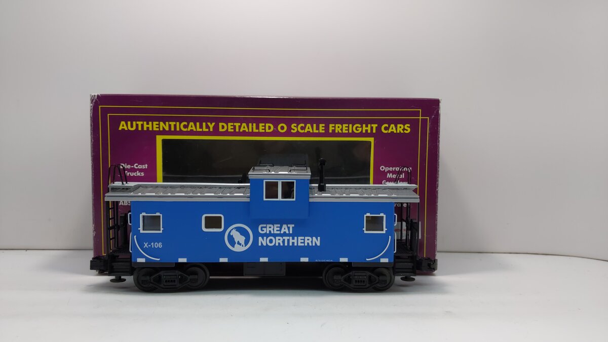 MTH 20-90028f Great Northern Illuminated Extended Vision Caboose LN/Box