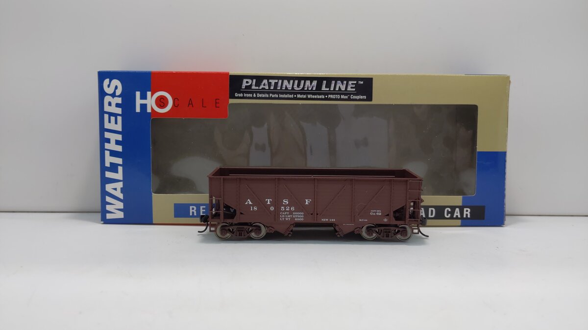 Walthers 932-42301 HO ATSF War Hopper #180526 LN/Box