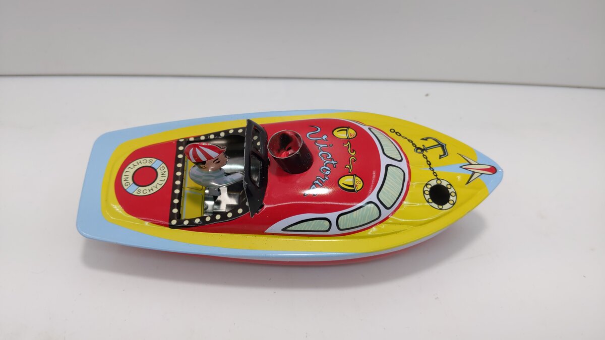 Schylling Tinplate Reproduction Victoria Steam Engine Speedboat
