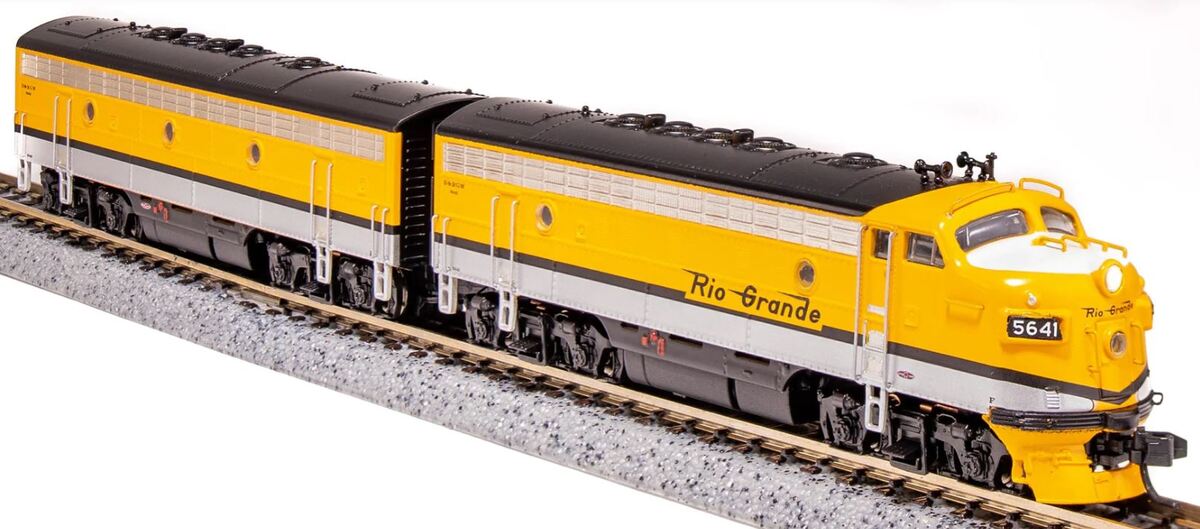 Broadway Limited 6862 N DRGW EMD F7 AB Diesel Set #5641/5642 with Sound & DCC