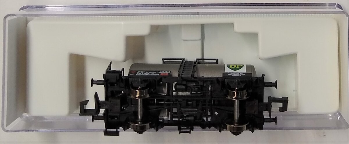 Fleischmann 841008 N Deutsche Bahn BP Tank #7355025-9 NIB