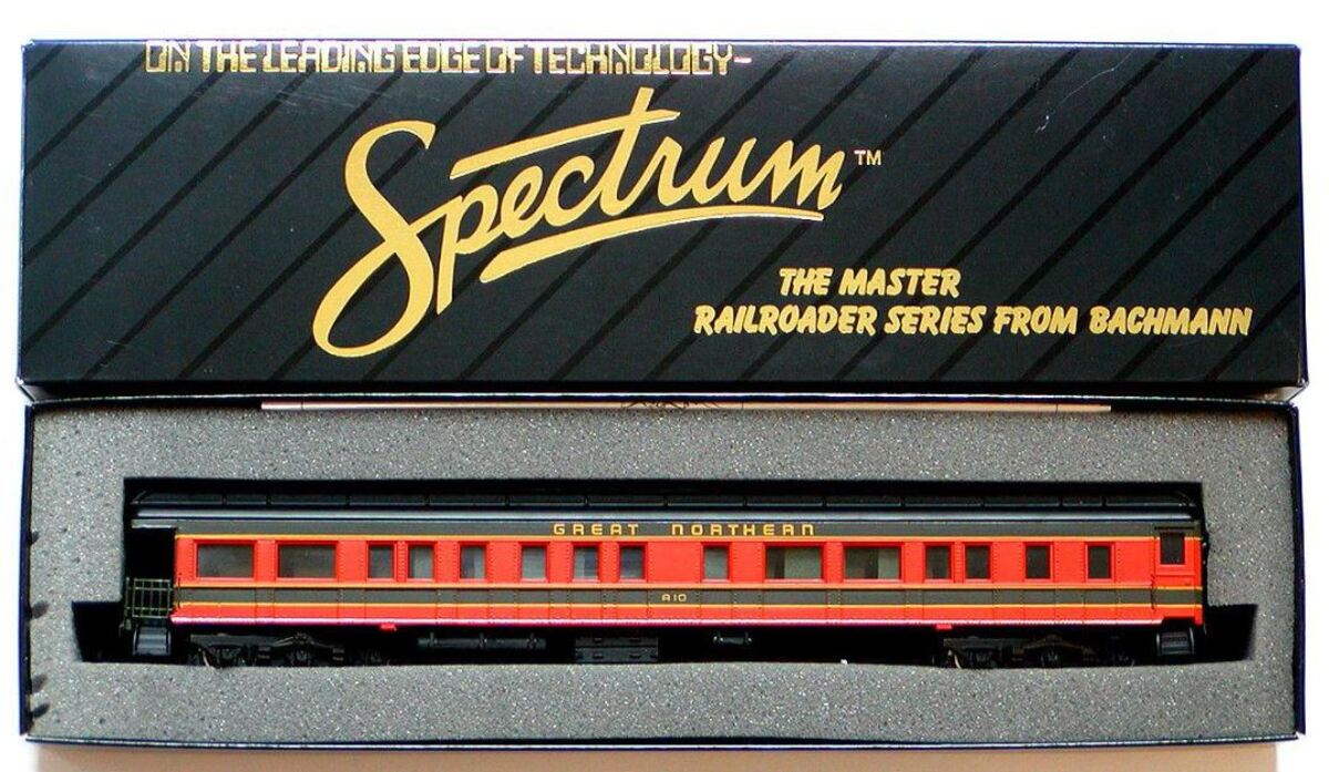 Bachmann Spectrum 89036 HO Scale Great Northern Observation Car #A10 LN/Box