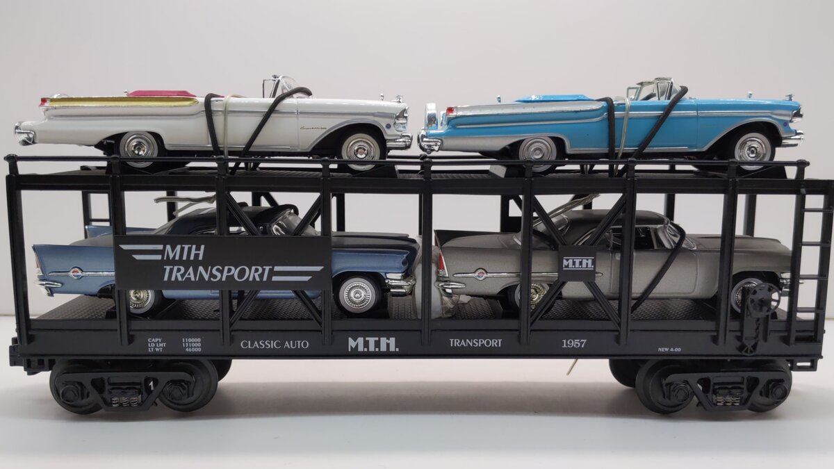 MTH 30-7676 O Gauge MTH Auto Carrier w/ 4 Ertl 1957 Automobiles LN/Box