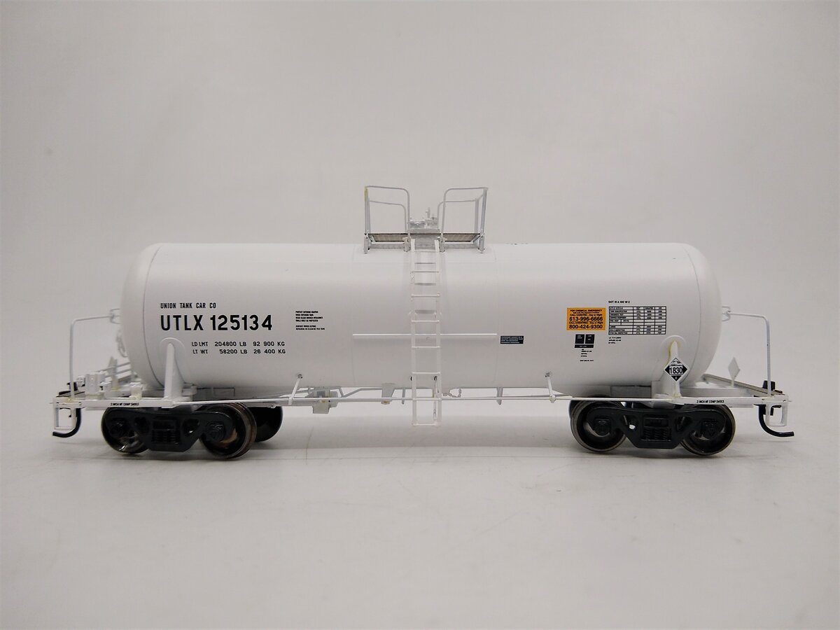 Athearn 96121 HO UTLX 13,600-Gallon Acid Tank Car #125134 LN/Box