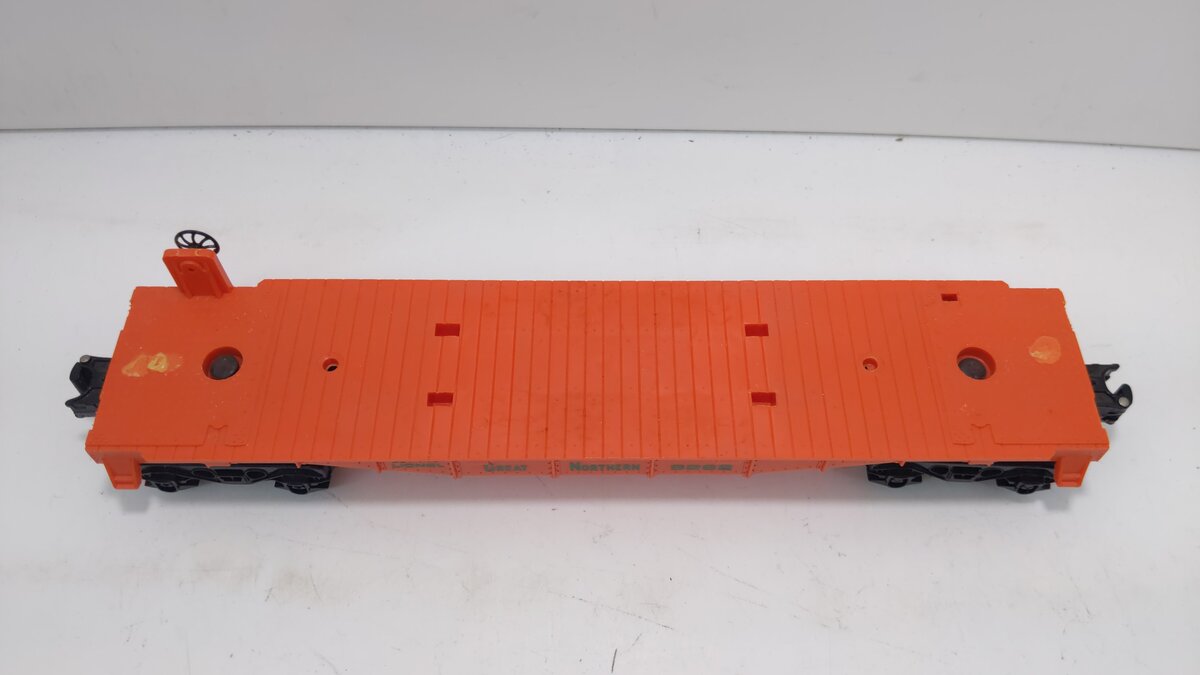 Lionel 6-9282 O Gauge Great Northern Flatcar w/ Trailers NIB