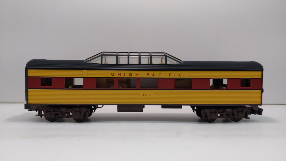 MTH 30-6107D Union Pacific 0-27 Streamlined Vista Dome Passenger Car #102 LN/Box